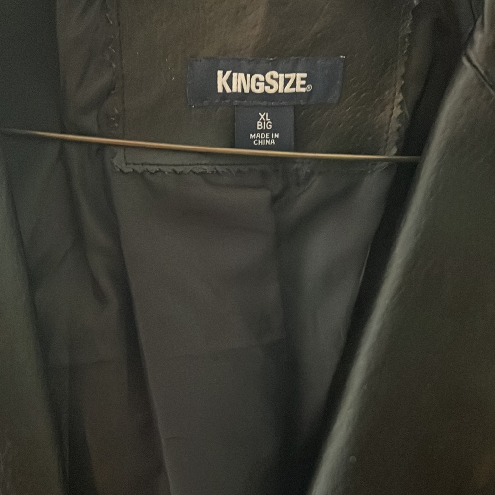 Leather jacket - Picture 4 of 5